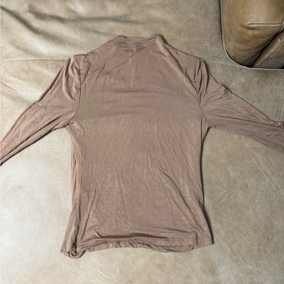 Bohme Ruched Front Brown Mock Neck Long Sleeve Size Large - Picture 7 of 7